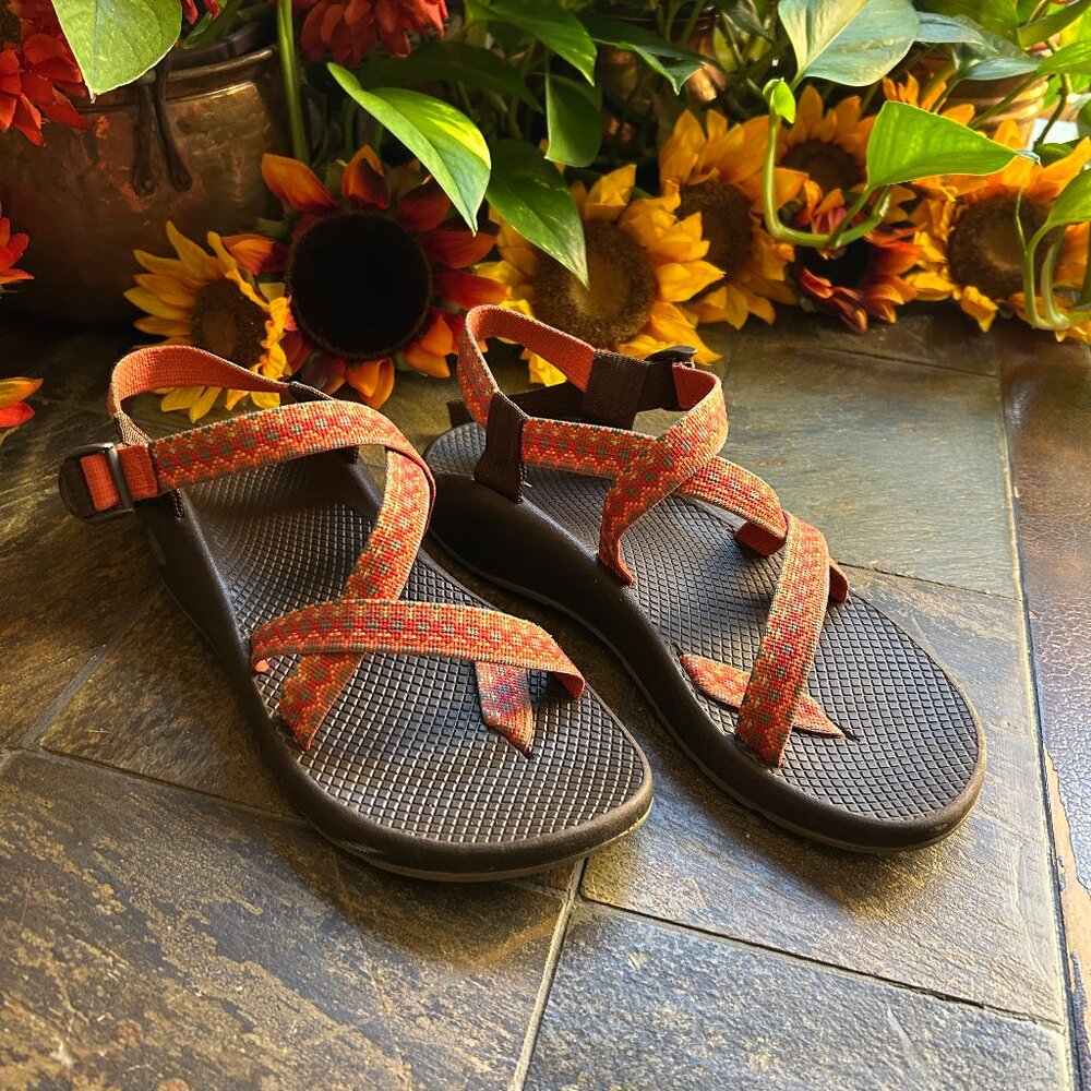 Chaco Women’s Z2 Yampa Aztec Print Hiking Sport Sandal - Picture 7 of 11